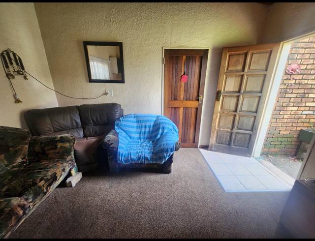 12,287M² SMALLHOLDING FOR SALE IN RAND COLLIERIES